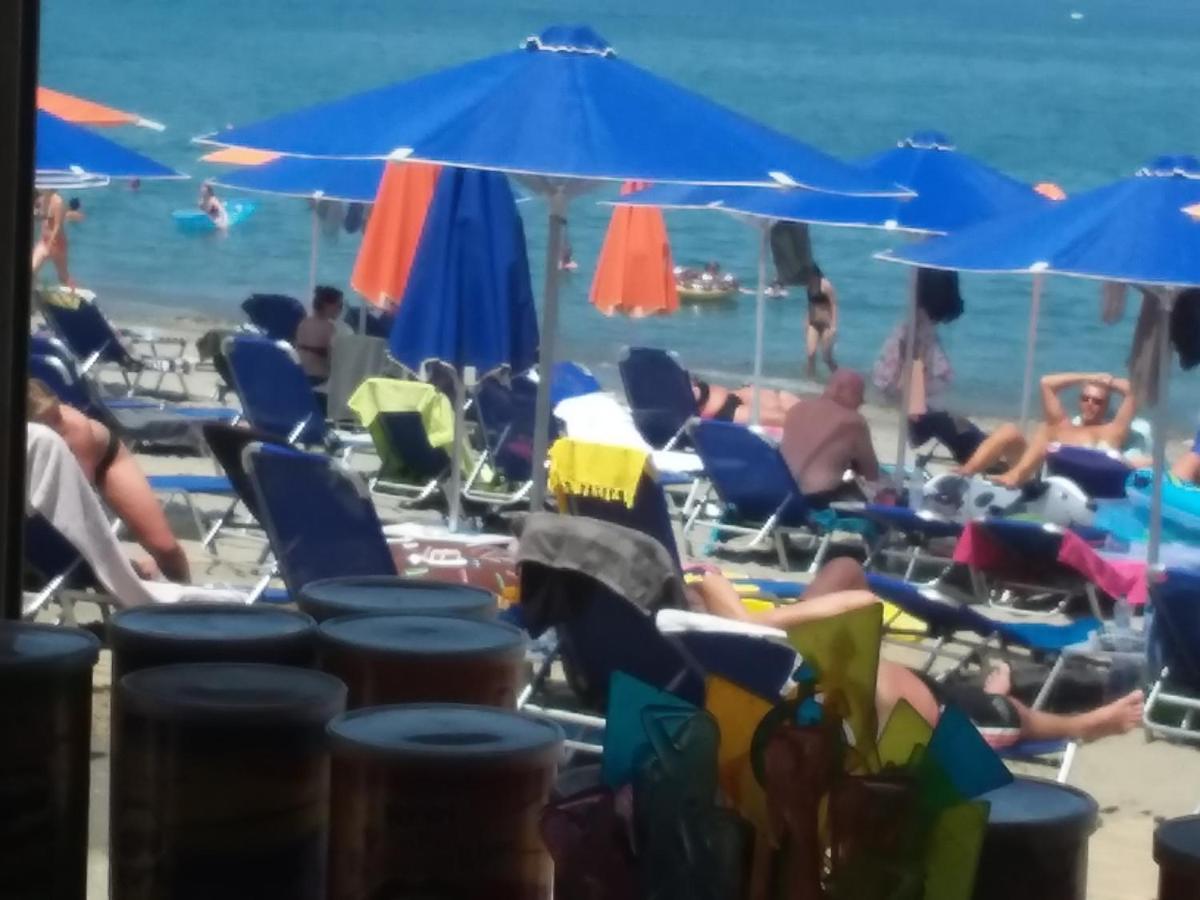 Melina Beach Platanés Екстериор снимка