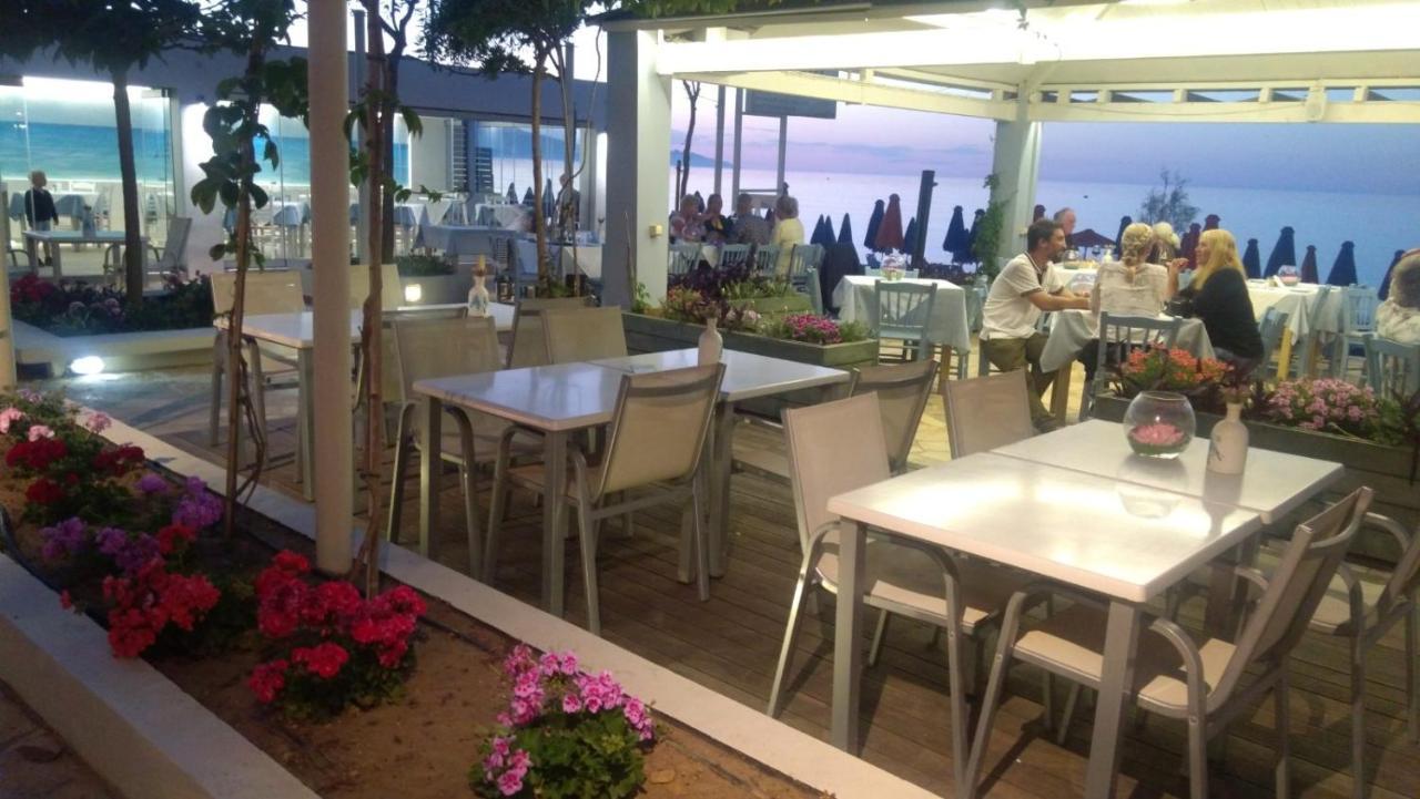 Melina Beach Platanés Екстериор снимка