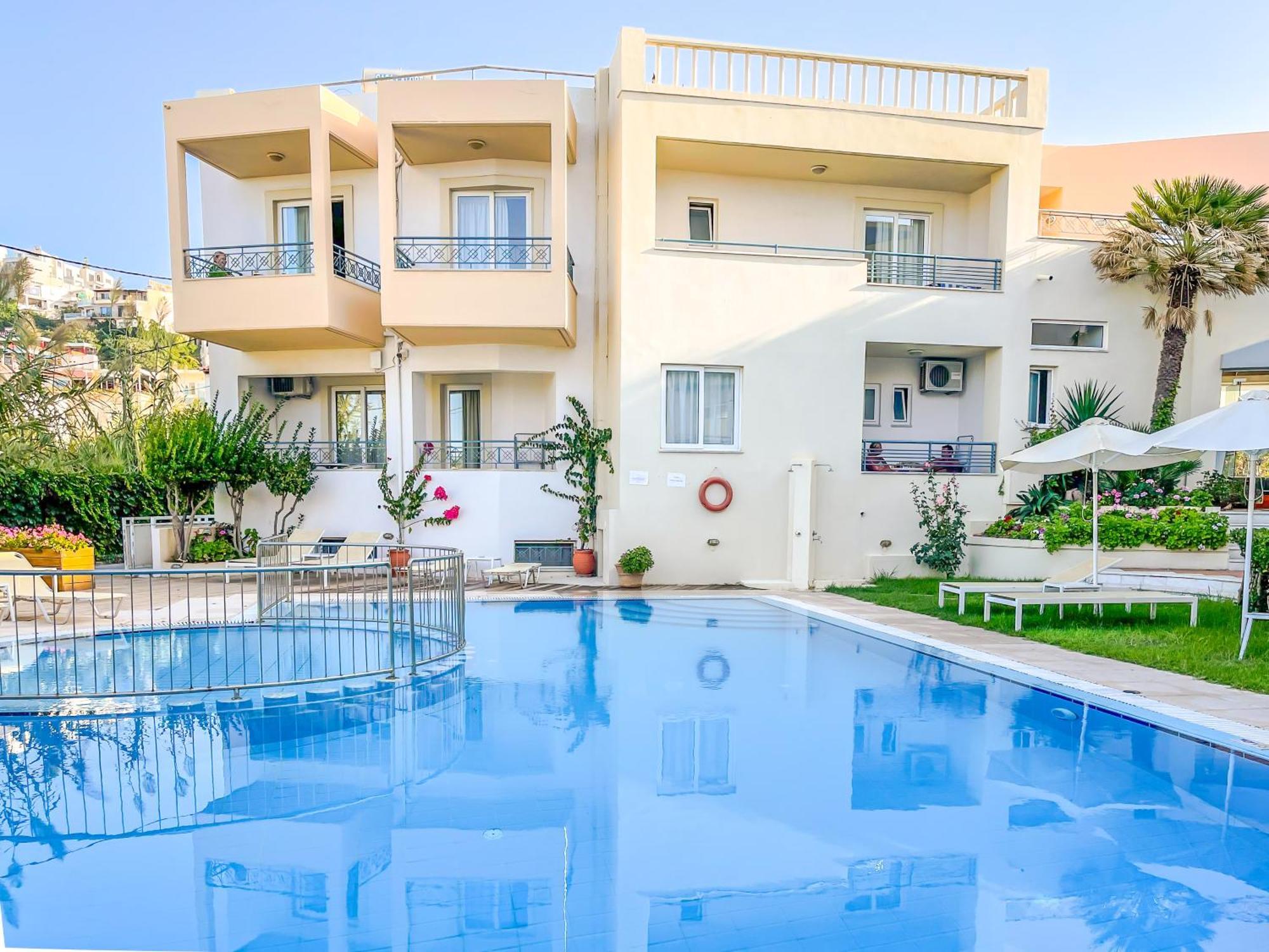 Melina Beach Platanés Екстериор снимка